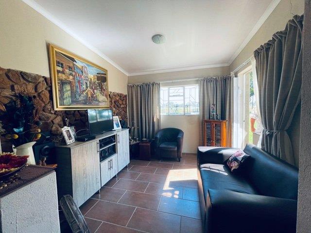 3 Bedroom Property for Sale in Mooibank A H North West